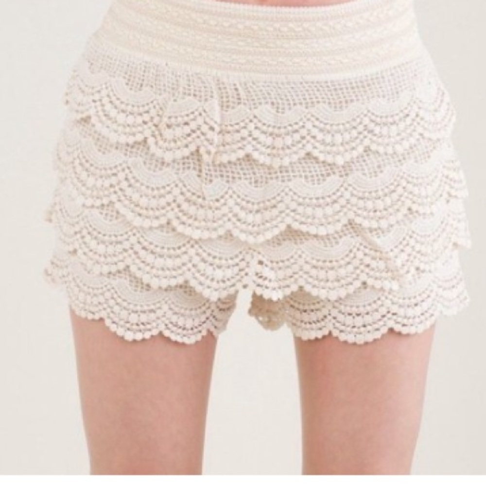 Lace shorts